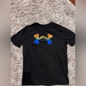 Under Armour shirt. Boys large. Cotton material.